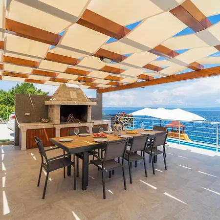 Casa vacanze Awesome In Crnja Luka With Kitchen