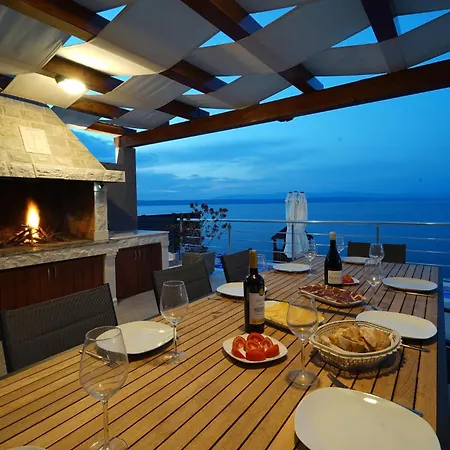 Awesome In Crnja Luka With Kitchen Casa vacanze Prigradica