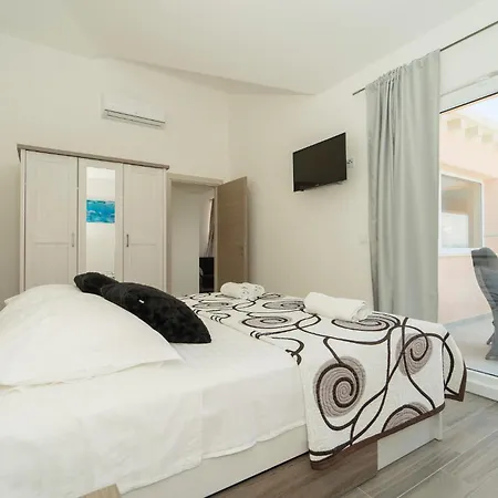 Awesome In Crnja Luka With Kitchen Casa vacanze