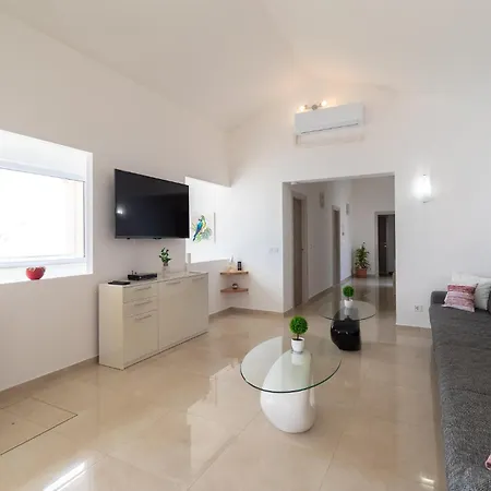 Casa vacanze Awesome In Crnja Luka With Kitchen *