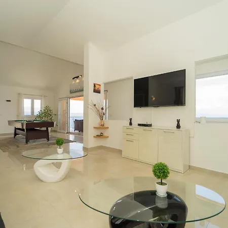 Casa vacanze Awesome In Crnja Luka With Kitchen