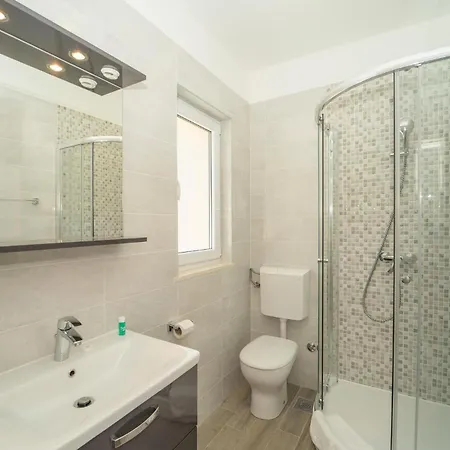 Gorgeous In Crnja Luka Holiday home