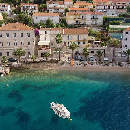 Gorgeous In Crnja Luka Holiday home
